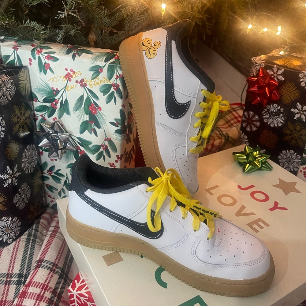 Nike White and Black Shoes with Yellow Accents